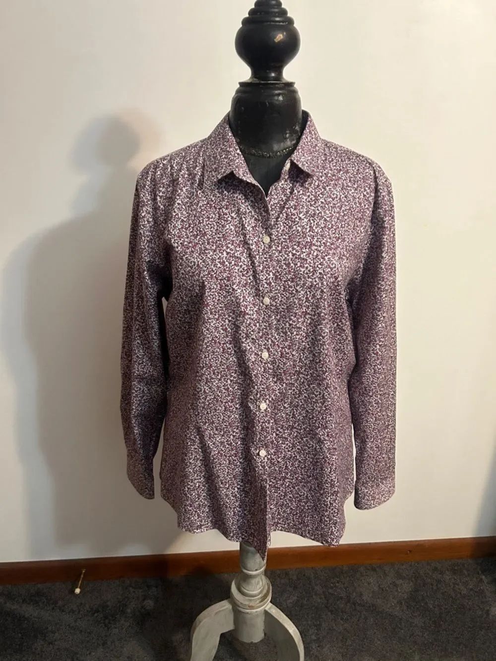 Eddie Bauer Stretch Women’s Button-Up Shirt in Purple Floral Print
